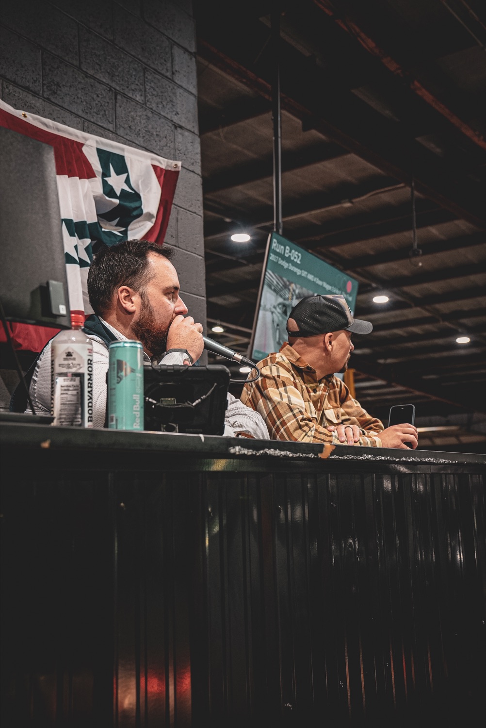 Delaware Auto Exchange auctioneers working together at the auction block